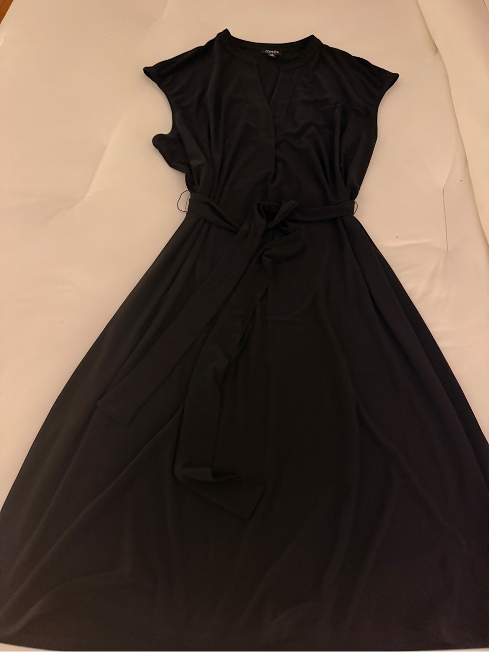 Jones New York Black Belted Cap-Sleeve Maxi Dress